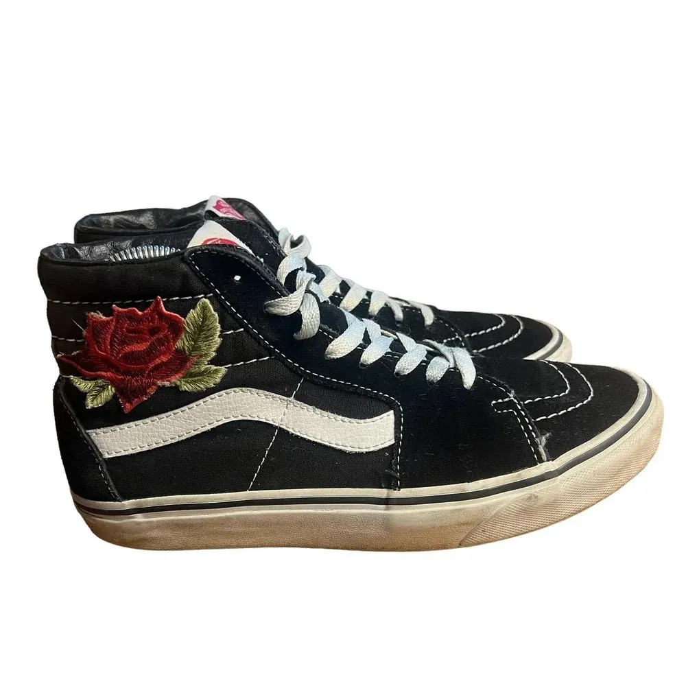 Vans Sk8-Hi Black Suede High Top Rose Embroidered Unisex‎ Sneakers M6.5 / W8.0 - Image 8