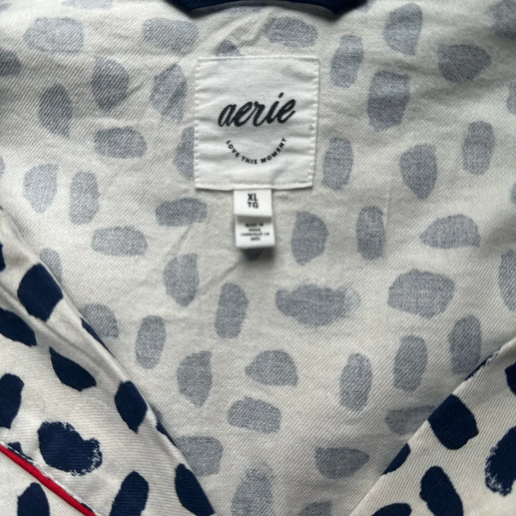 🤍Aerie Navy and White Print Button Up Pajama Top - Image 7