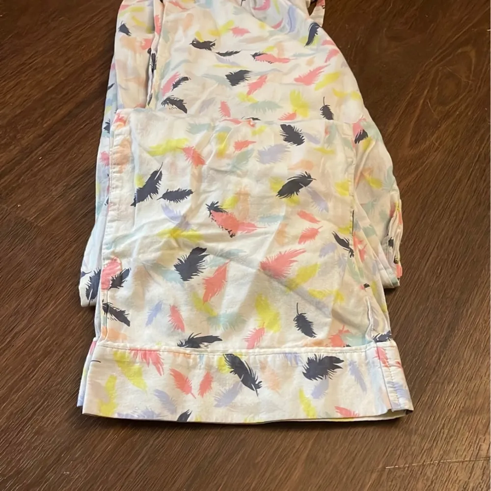 Small feather Victoria Secret sleep pants - Image 5