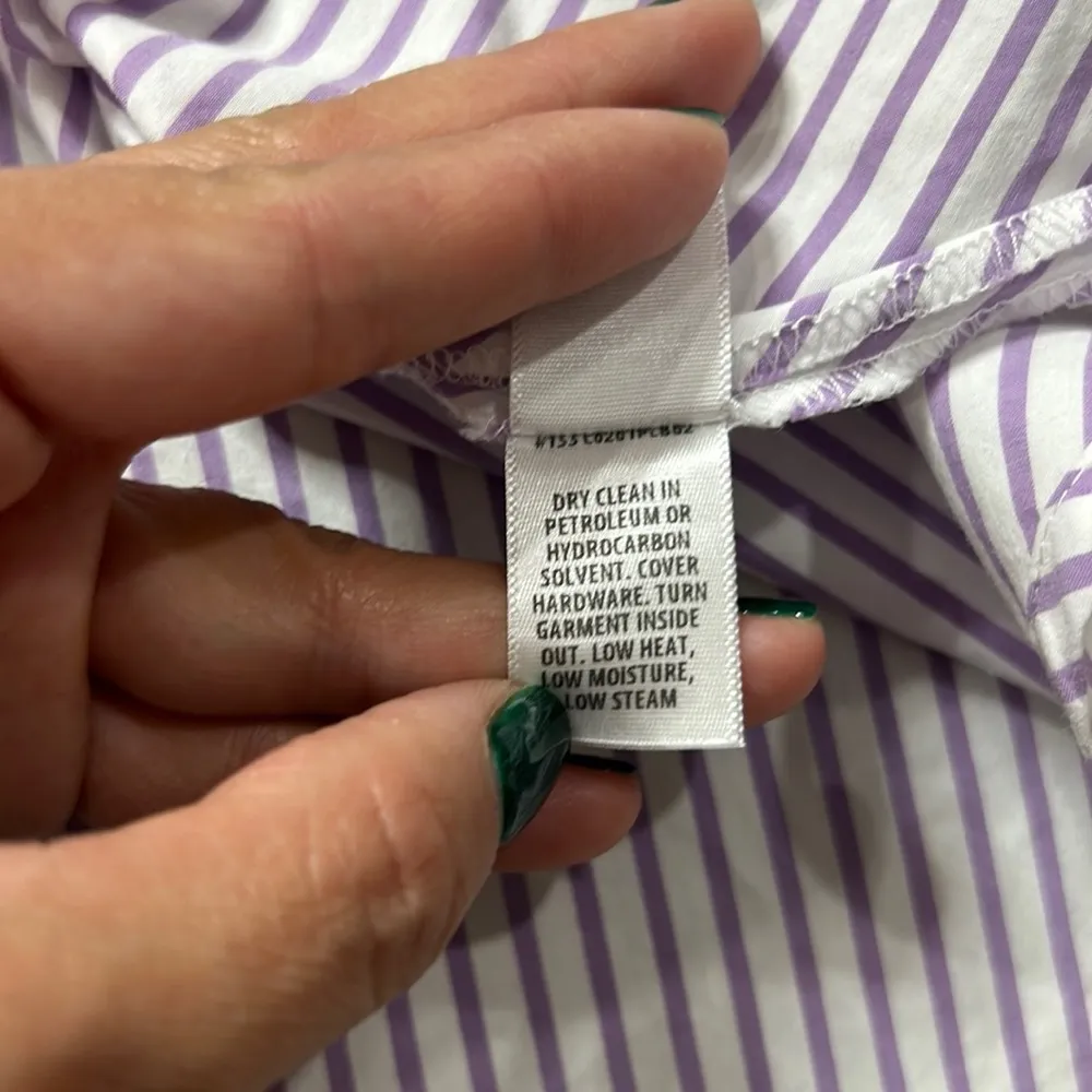 St. John • pinstripe high low long sleeve top - Image 11