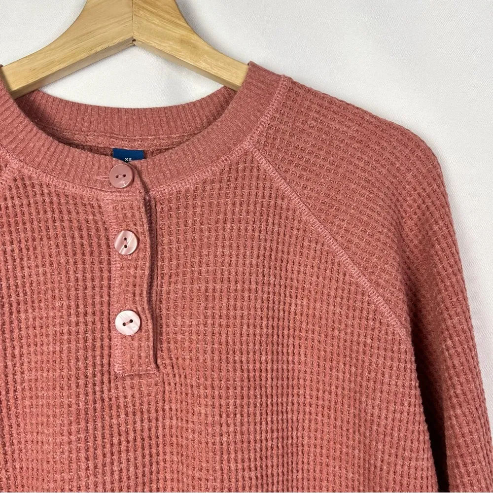 Old Navy Pink Plush Waffle Knit Henley Long Sleeve Top XS - Image 5
