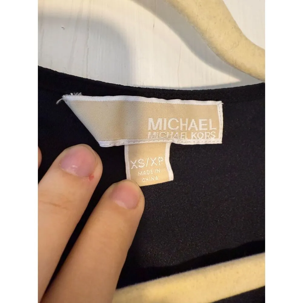 Michael Kors Lace Trim V Neck Sleeveless Tank Top - Image 4