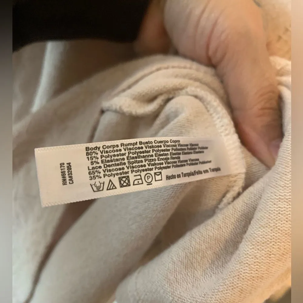 Saturday Sunday by Anthropologie Long‎ Sleeve Cream Asymmetrical Shirt size S - Image 6