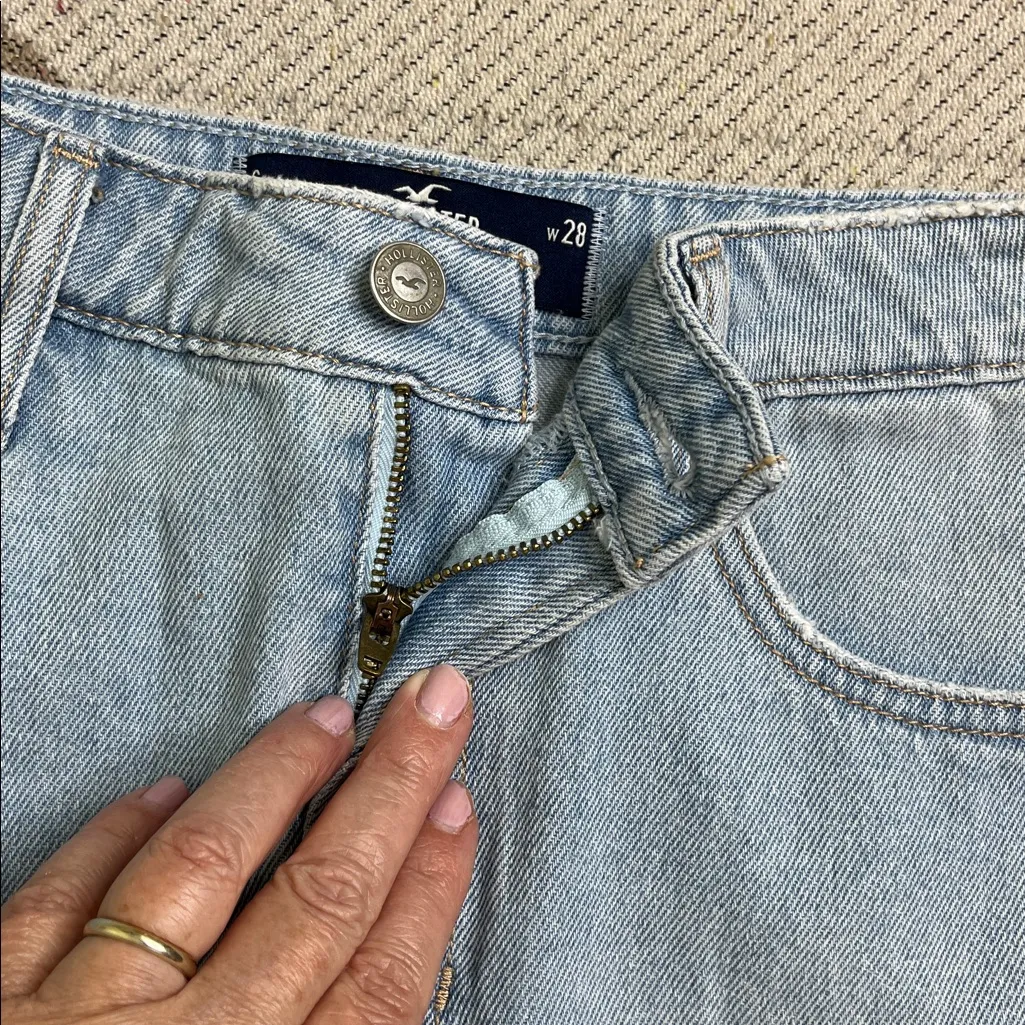 Hollister Ultra High Rise front slit Maxi denim skirt, size 6 - Image 13