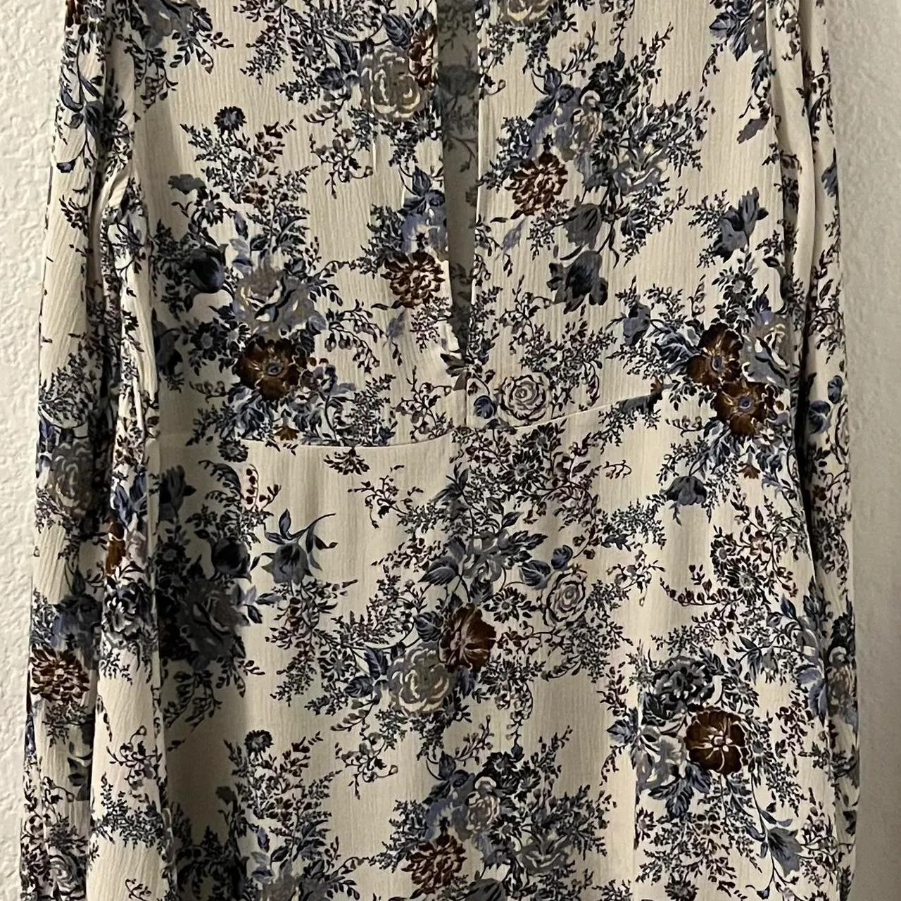 Blue White Floral Long Sleeve Dress - Image 2