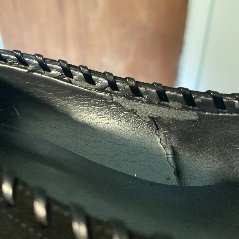 Authentic Stuart Weitzman square toe whip stitch kitten heels suede black - Image 6