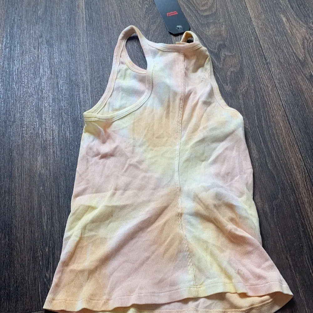 Levi’s Tie Dye Tank Top - Image 6