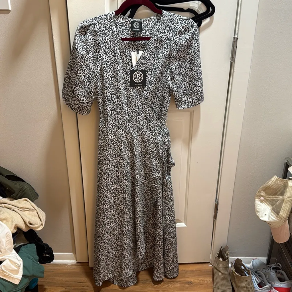 BOBEAU Wrap Midi Dress Puff Sleeve Leopard Print Black White Size Small Feminine - Image 2
