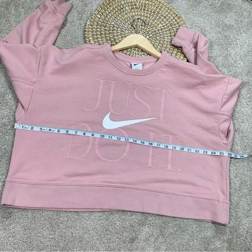 Nike Dri-FIT Get Fit Training Sweatshirt Pullover Oversized Cropped Blush Pink L - Image 15