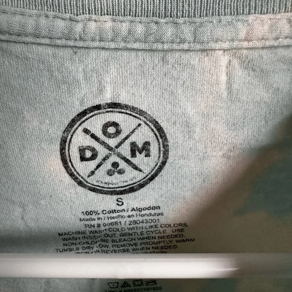 Cat shirt size small - Image 2