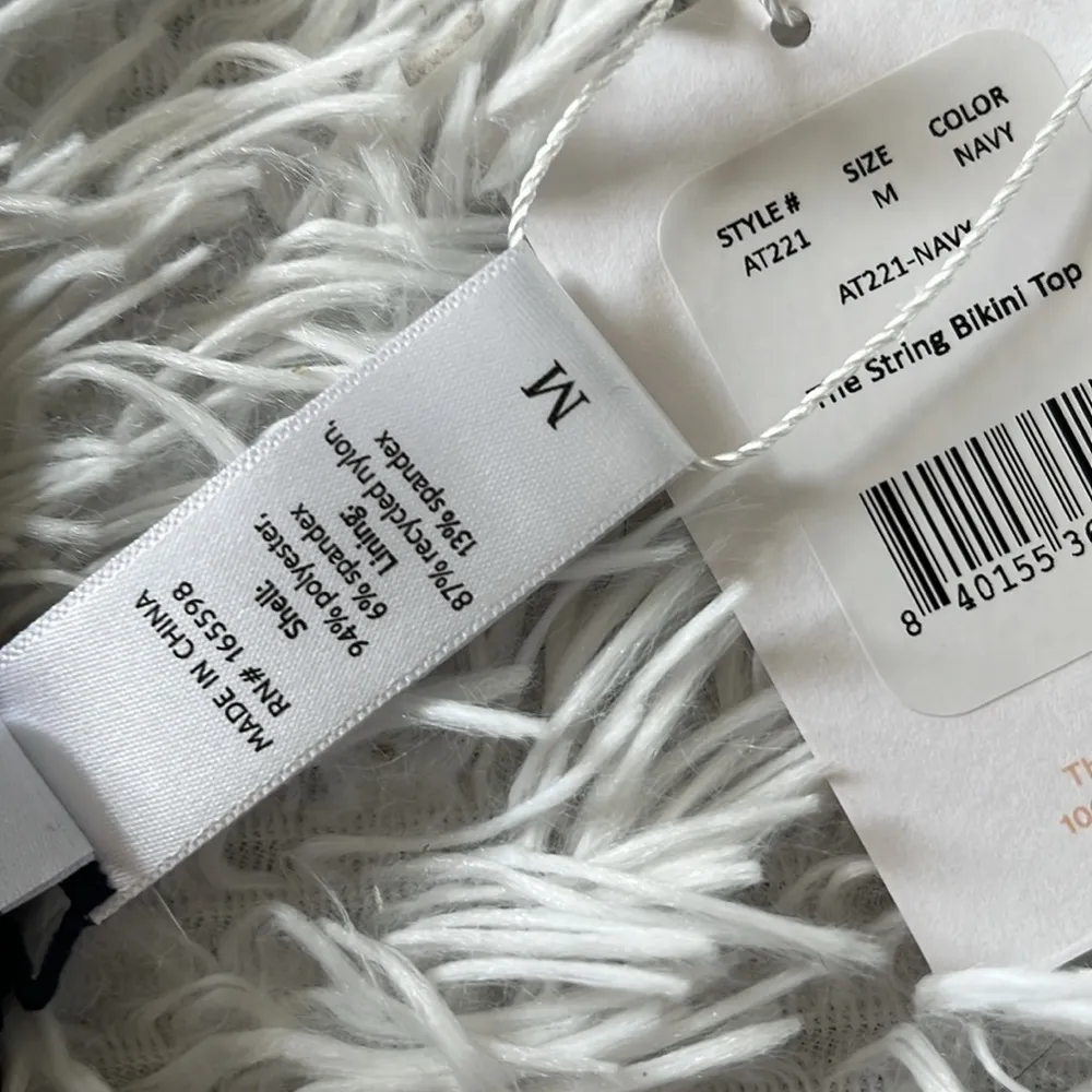 Andie Swim Women’s String bikini top AT221-Navy size Medium - Image 4