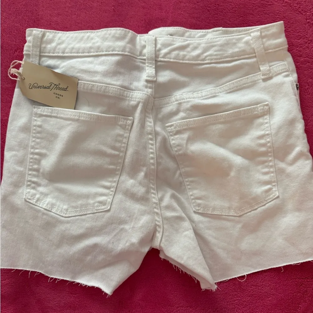 Universal Thread White Jean Shorts with Cuffed Hems - Image 2