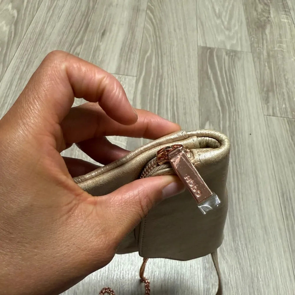 New Hobo Daria Convertible Crossbody - Image 2