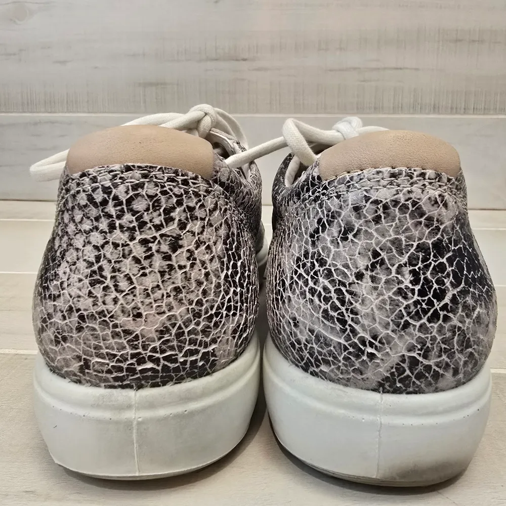 {6/6.5} ECCO Soft 7 LimestoneBlack Faux Snakeskin Look Sneaker - Image 6