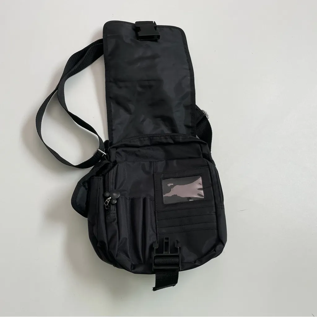 Walt Disney World Crossbody Bag Mickey Mouse Metallic Graphic Logo Black 2009 - Image 11