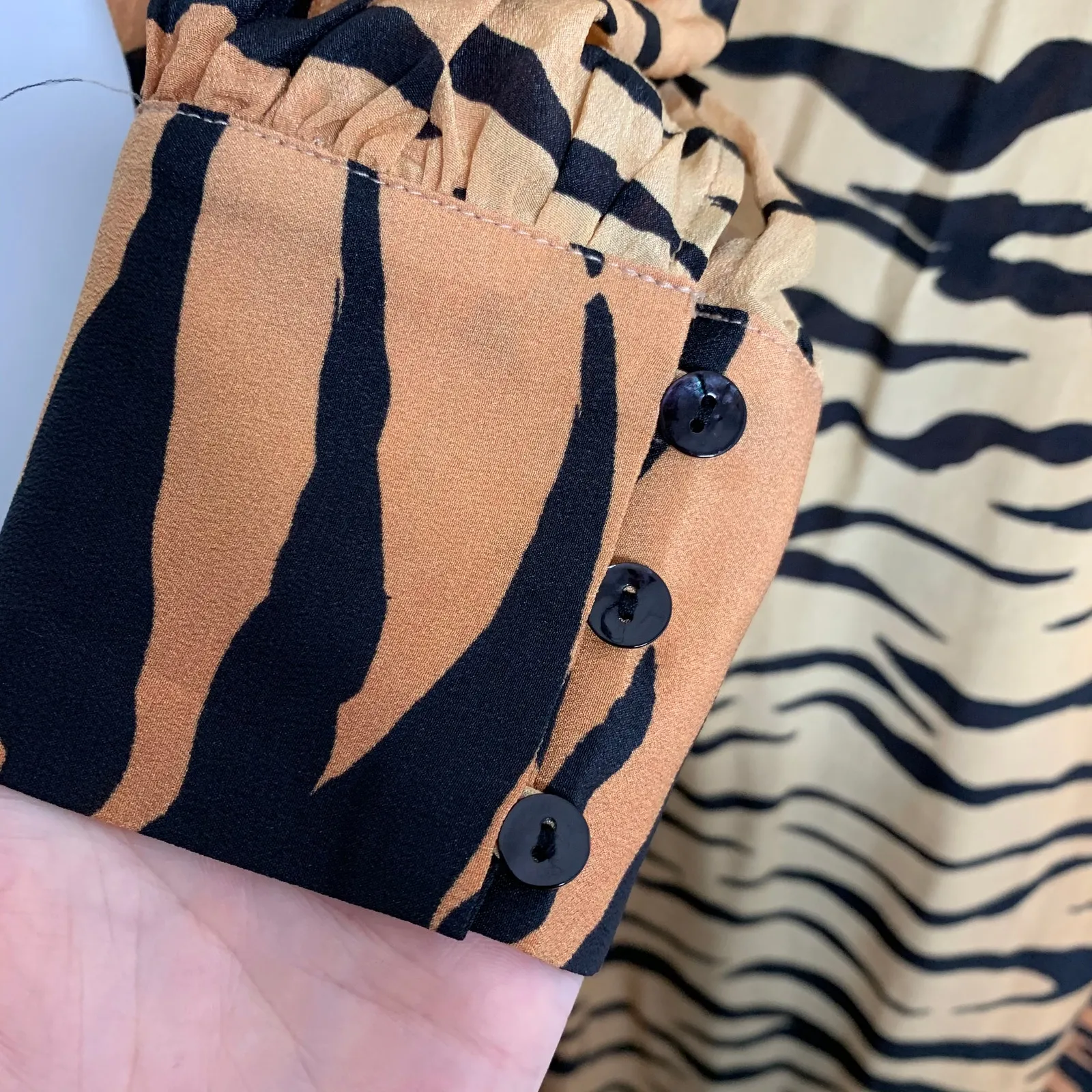 Realisation Vivienne Midi Dress Tiger Small New 100% Silk Womens Small Black - Image 12