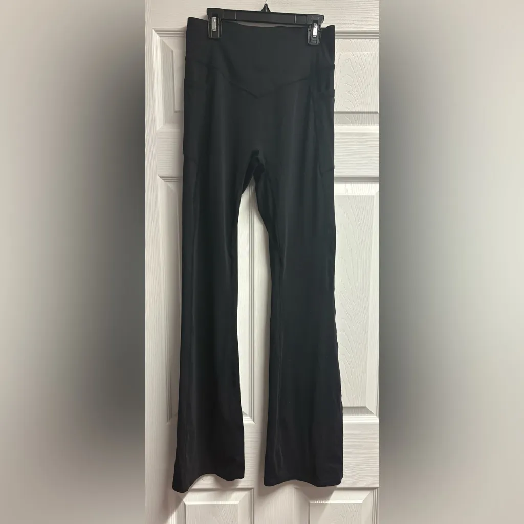 NWOT Halara Ultrasculpt Butt Lifting Tummy Control Bootcut Leggings Med. Tall - Image 2