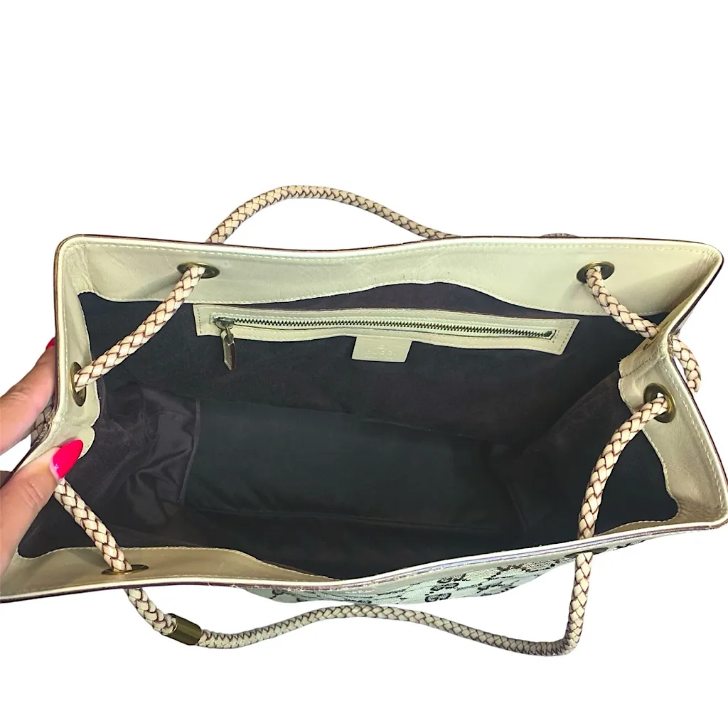 • Gucci monogram canvas and leather bucket bag - Image 7