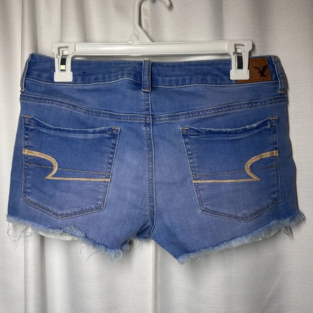 American Eagle Denim Jean Shorts Women's Super Stretch Shortie Size 8 Daisy Duke - Image 3
