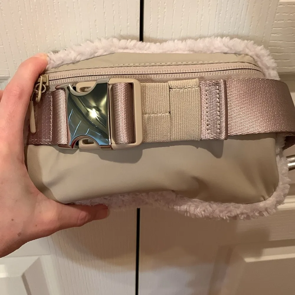 lululemon Athletica - Image 3