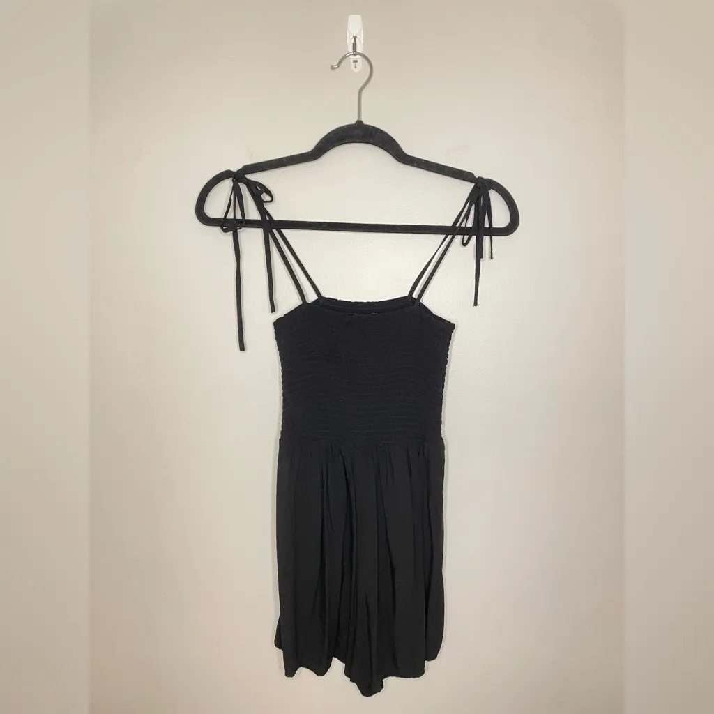 Forever 21 Smocked Tie Strap Flowy Romper, Black, Size S, EUC - Image 2