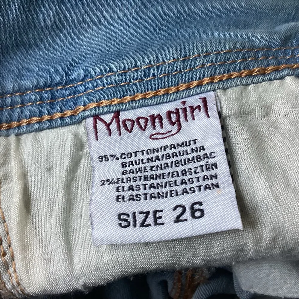Moon Girl Long Denim Shorts Blue Size 26 - Image 5