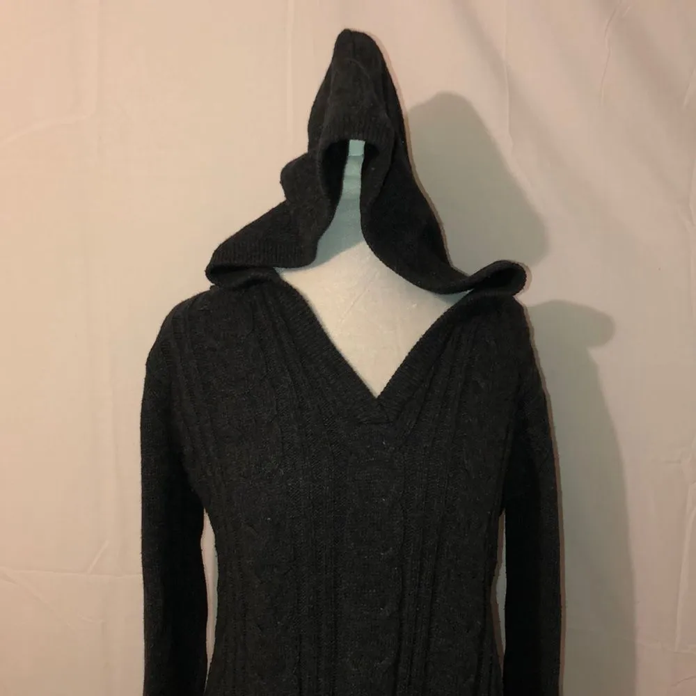 Old Navy Long Hooded Sweater Warm & Cozy M - Image 4