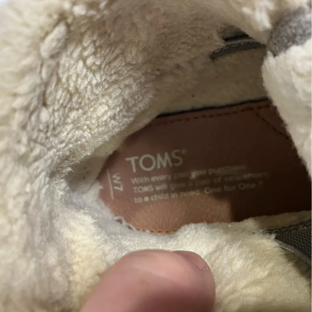 Toms highland botas fleece lined lace up boots gray cream‎ women’s size 7 casual - Image 8