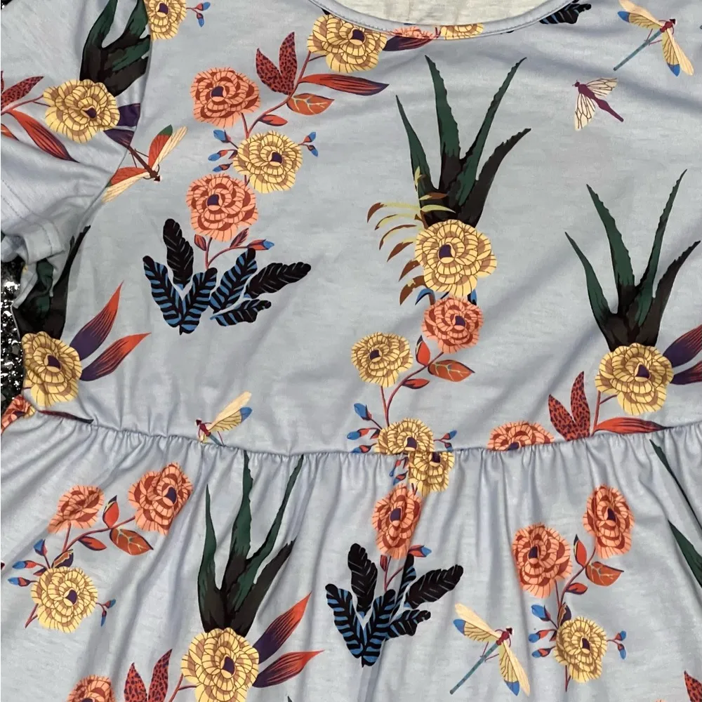 Women’s Shein Blue Floral Maternity Large Short Sleeve Top Shirt Size undefined - Image 2