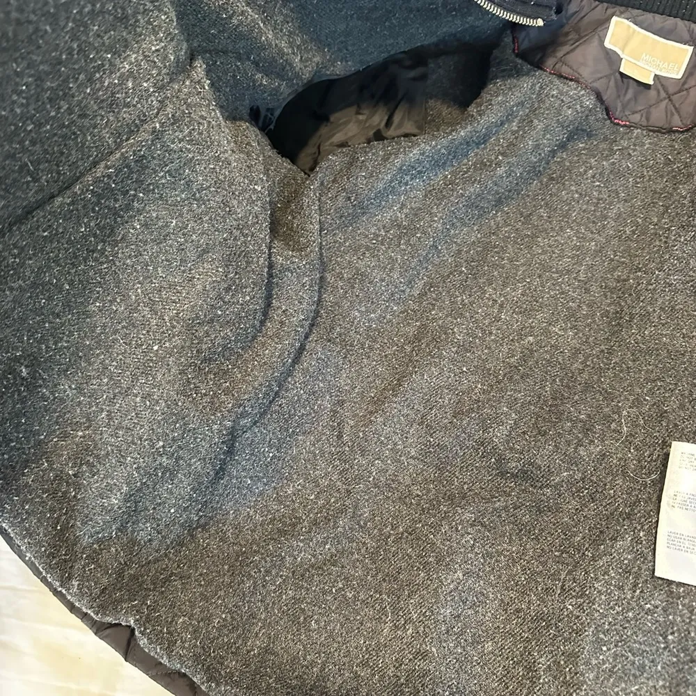 Michael Kors Petite Large Black Quilted Moto Jacket. Double Zip. Cinched Waist - Image 7