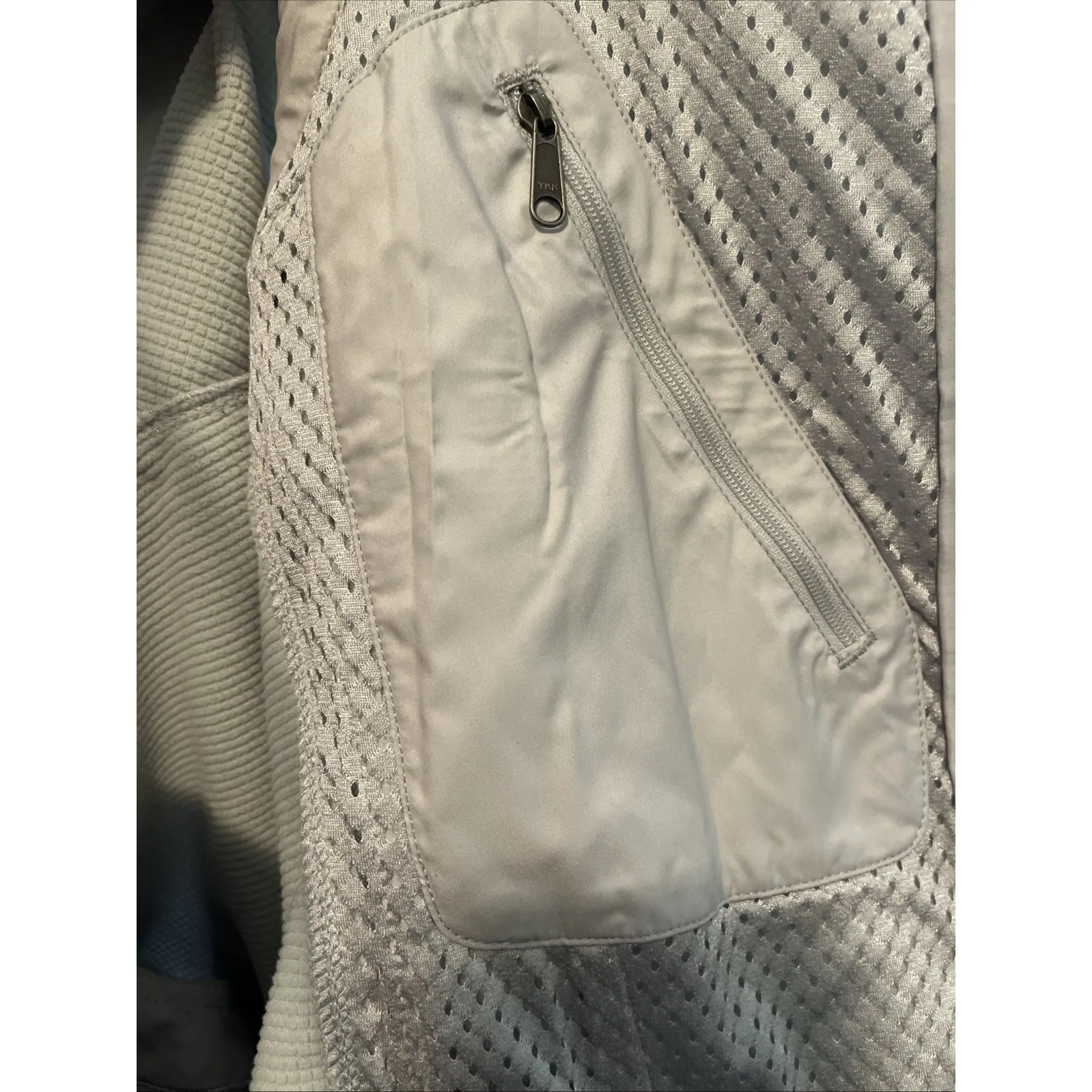 Patagonia Polartec Windbloc Womens Light Gray Vest Jacket Sz S "Sun‎ and Ski" - Image 3