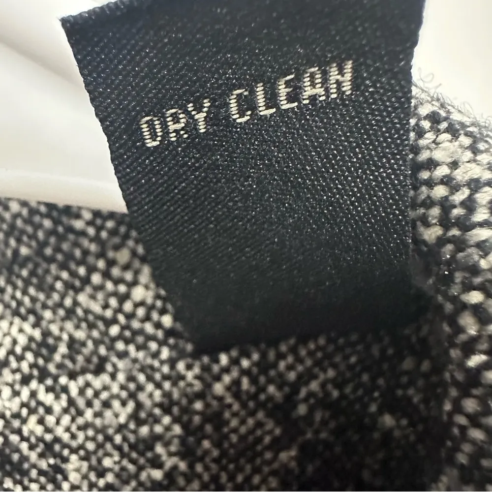 Valerie Stevens Tweed Silk and Wool Blend Gray Tweed 3 Button Blazer Jacket 10 - Image 12