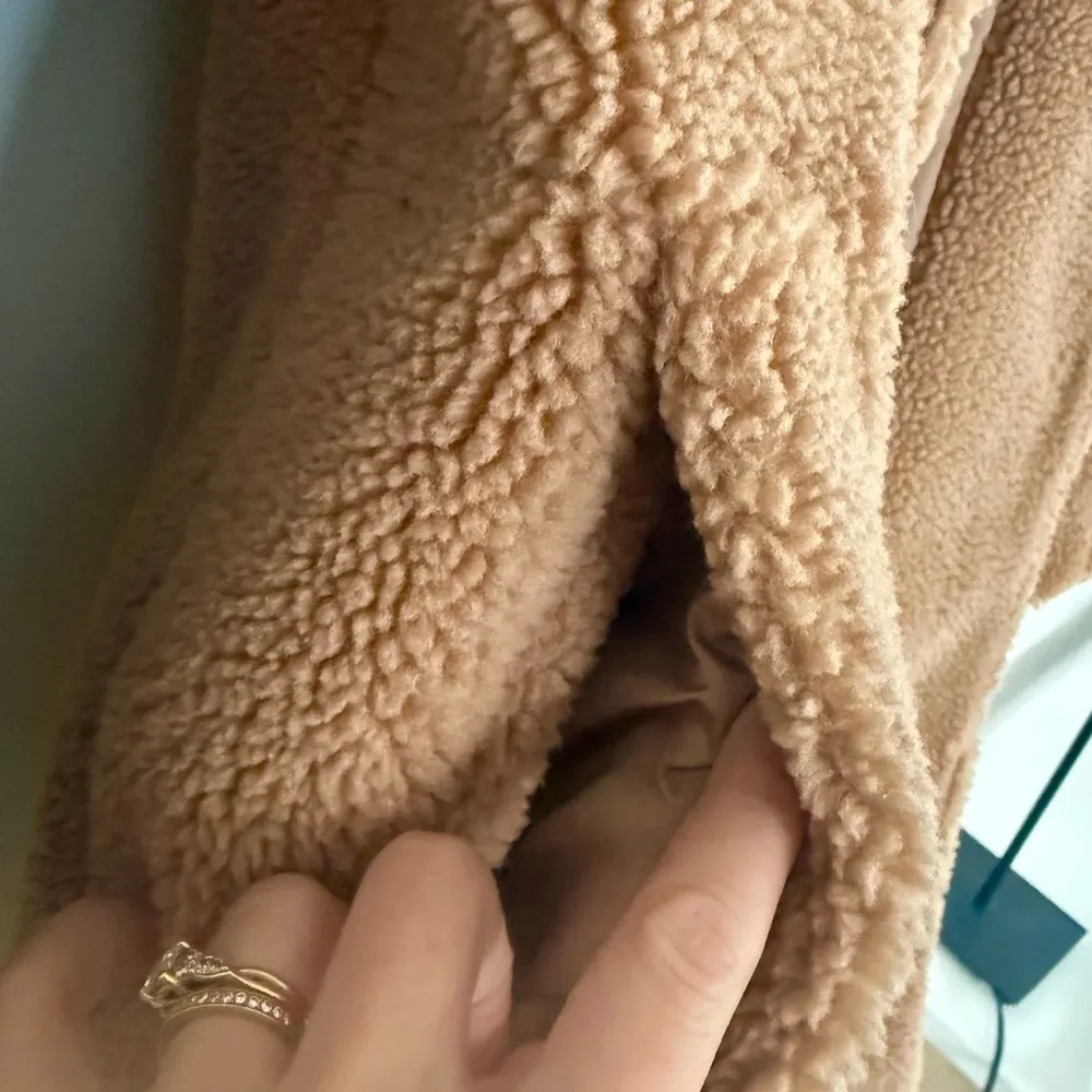 VICI  long teddy coat - Image 4