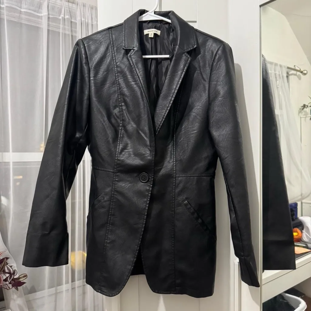 Max Studio Black Leather Jacket - Image 5