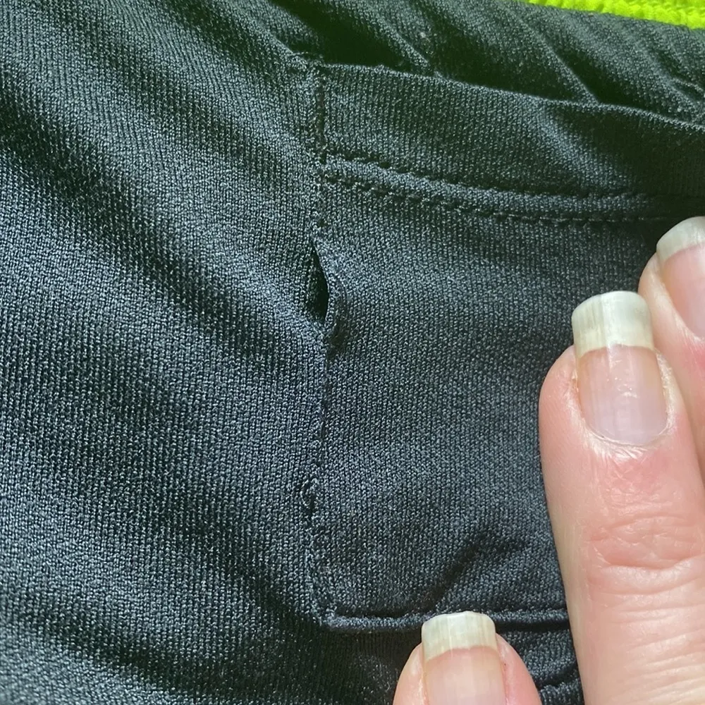 Under Armour Womens Semi-Fitted Heat Gear Running Shorts​​ - Image 7