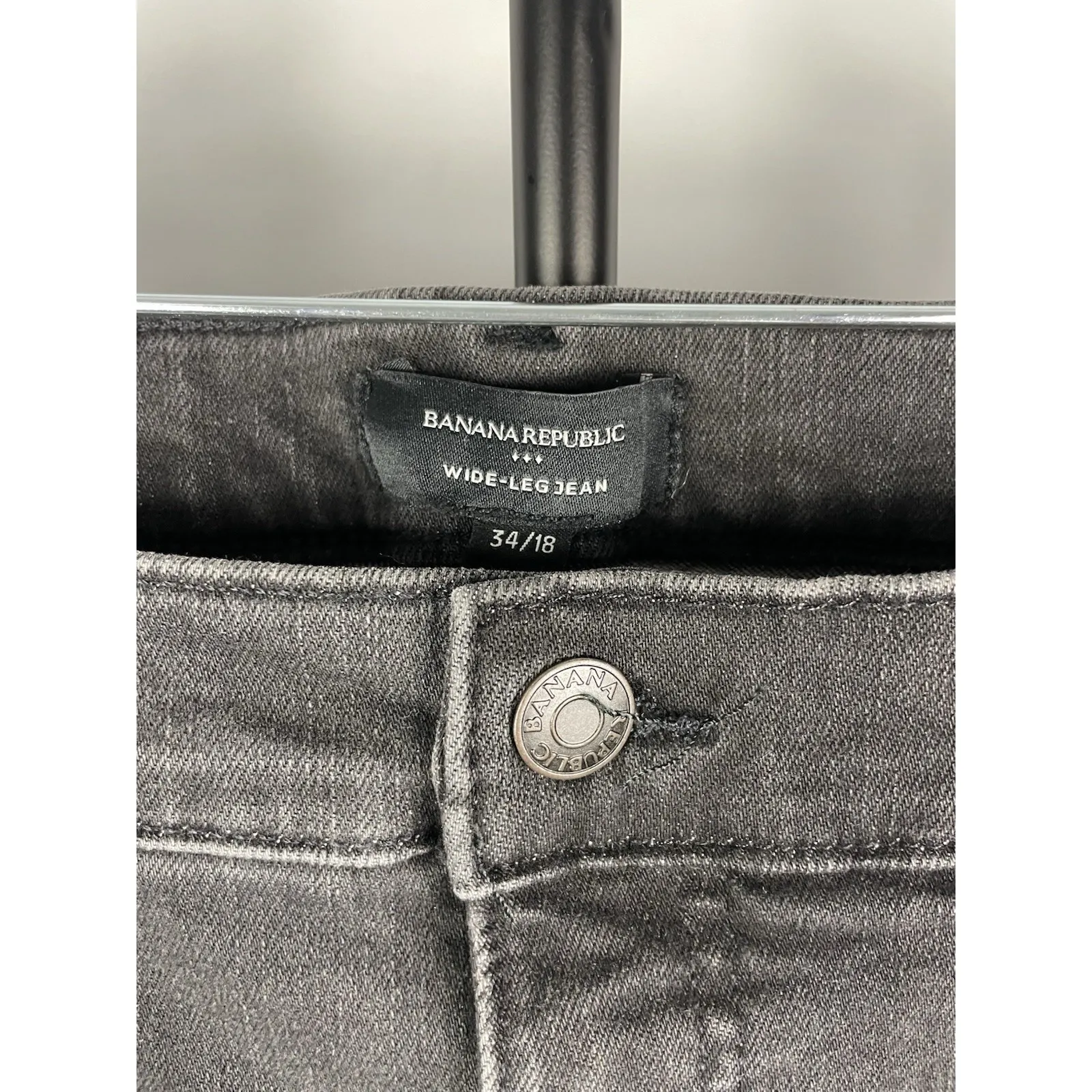 BANANA‎ REPUBLIC Vintage Washed Black Stretch Wide Leg Jeans Women's Size 34/18 - Image 5