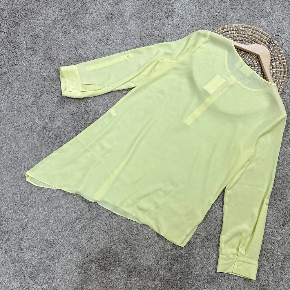 NWT Chico’s Women’s Assymetric Allure Longsleeve Top Sheer in Citron Size 1/US M - Image 4