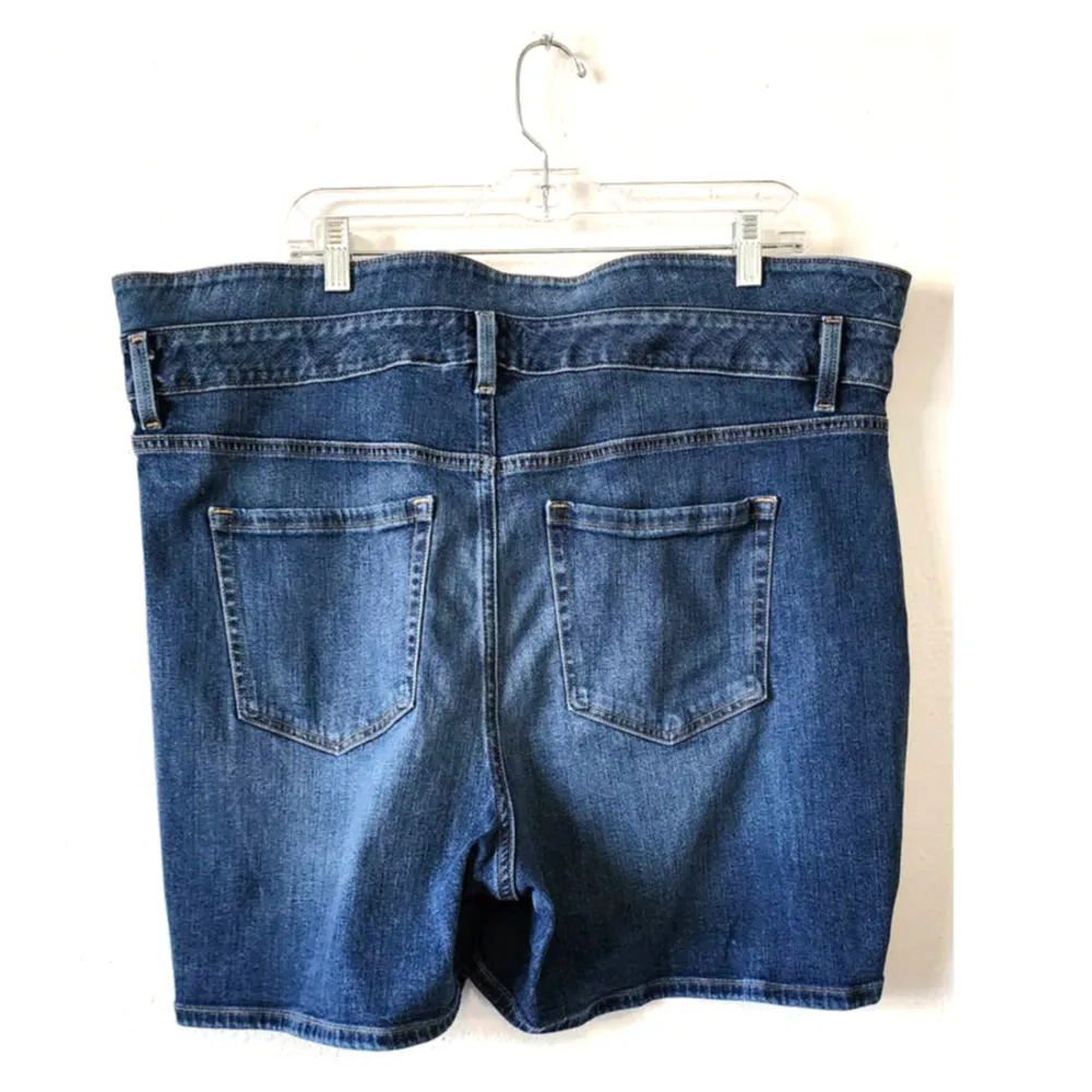 Lane Bryant Mid-Rise Girlfriend Flex Magic Stretch Denim Shorts 18 NO BELT - Image 3