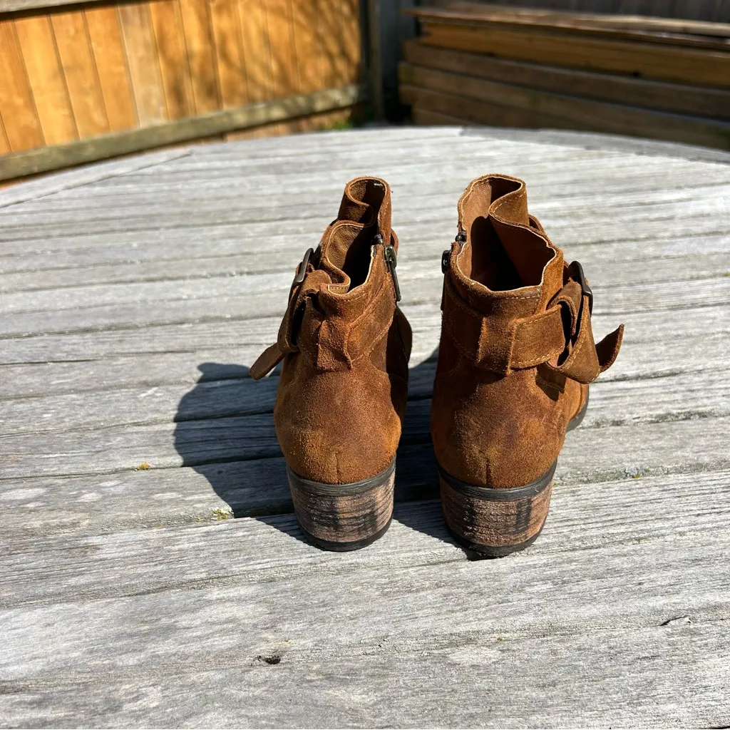 Born Børn‎ Morocco Bootie, Leather Suede, Brown Zip Boot, Size 7 - Image 6