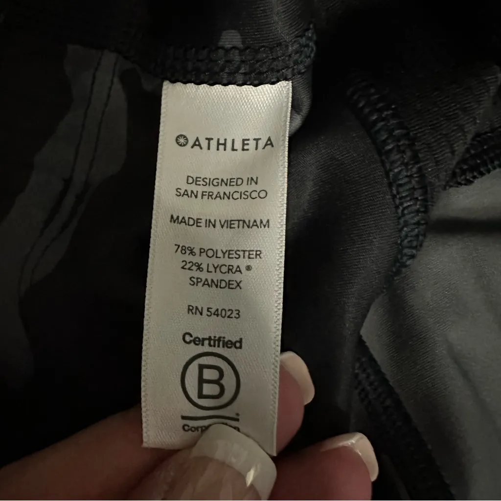 Athleta Camo Contender 7/8 Tight in PowerLift Mid Rise Leggings Black Sz Large - Image 9