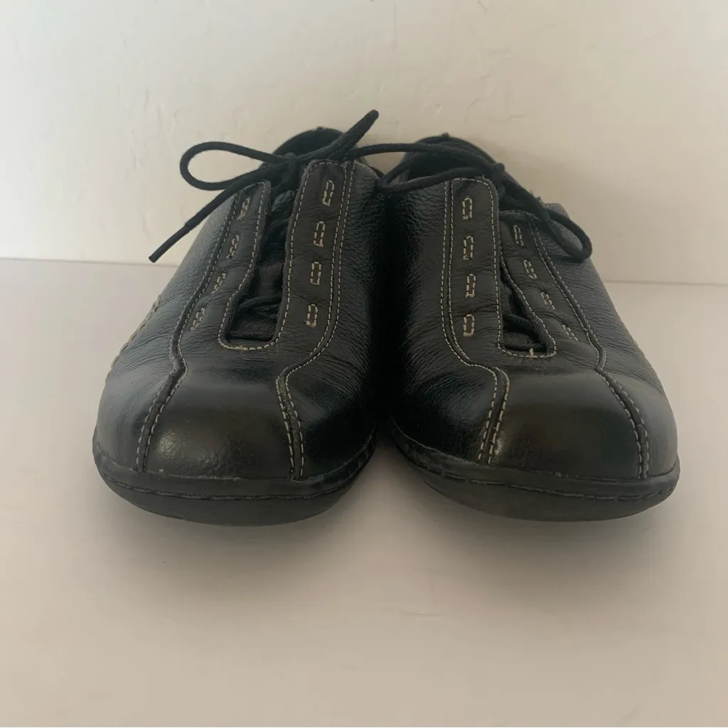 EUC Clarks Viola Black Leather Lace Up Comfort Sneaker Shoes Size 8W - Image 5