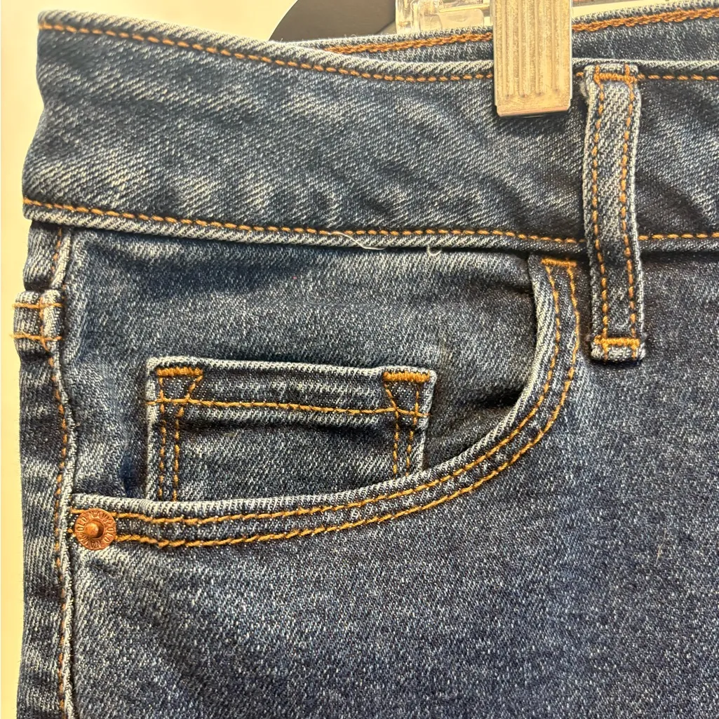 Old Navy Women’s Mid-Rise Rockstar Super Skinny Dark Wash | Size 20 - Image 3