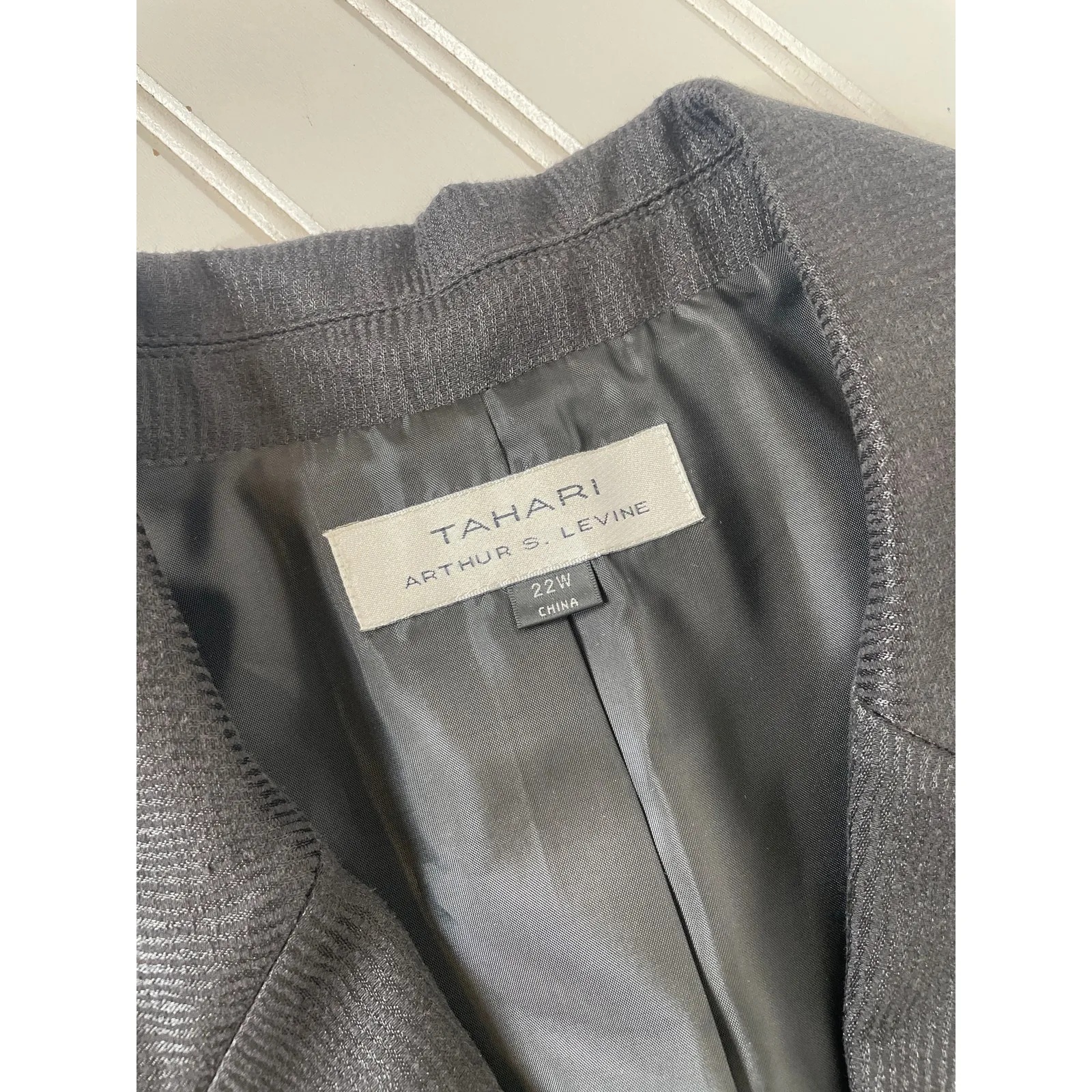 NEW Tahari Arthur S Levine Black Short Sleeve Blazer Jacket Womens Office Sz 22W - Image 5