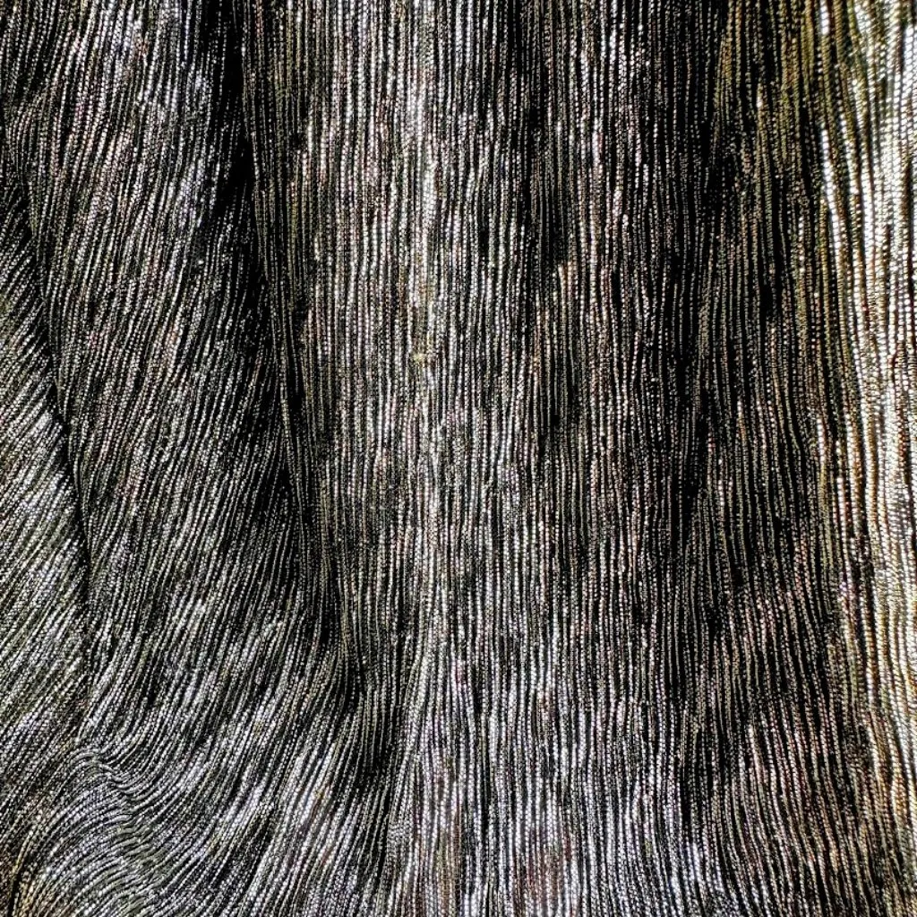 Trina Turk 'Rosemary' Metallic Halter Top in Gold and Black size Small - Image 4