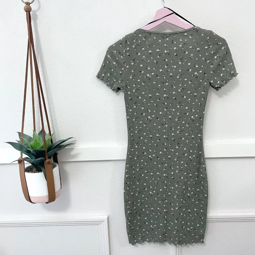 NWOT H&M Divided Lace-Trimmed Bodycon Dress Khaki Dreen/Floral Size S - Image 6