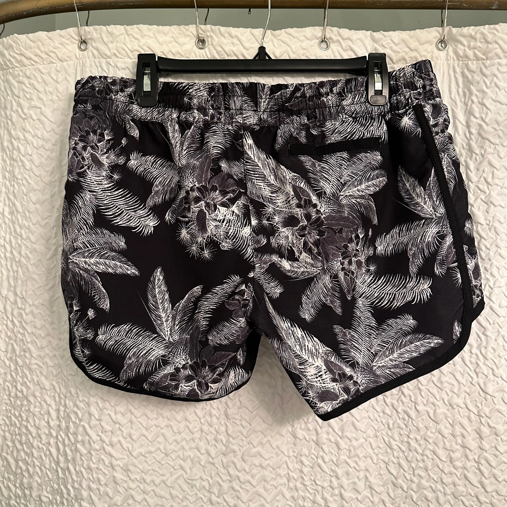 Women’s Hurley Black and White Board Shorts with Palm Print Size L - Image 2