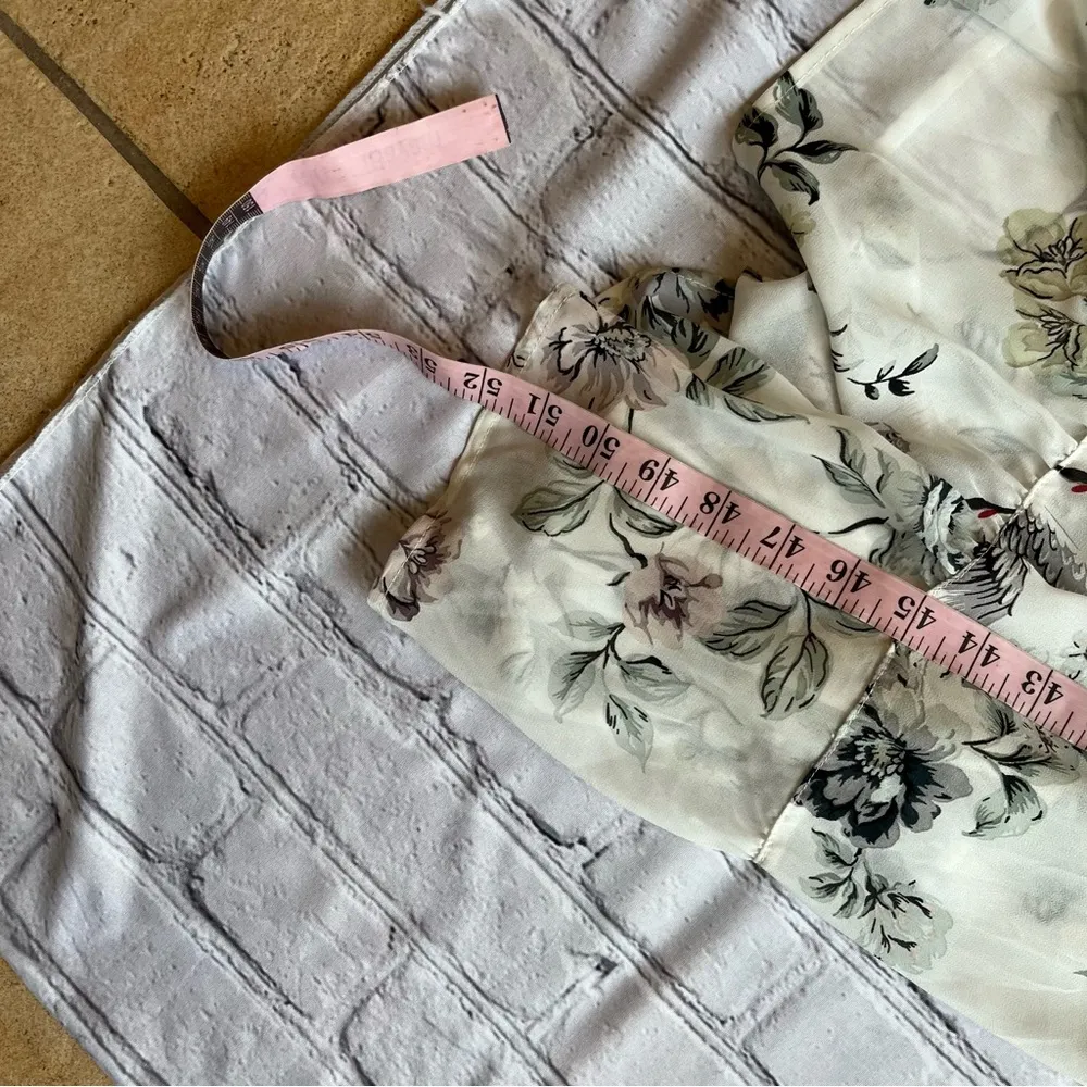 Torrid Maxi Sun Dress White Floral Bird Crane Print Tiered Size 00 Or 10 M/L Green - Image 3