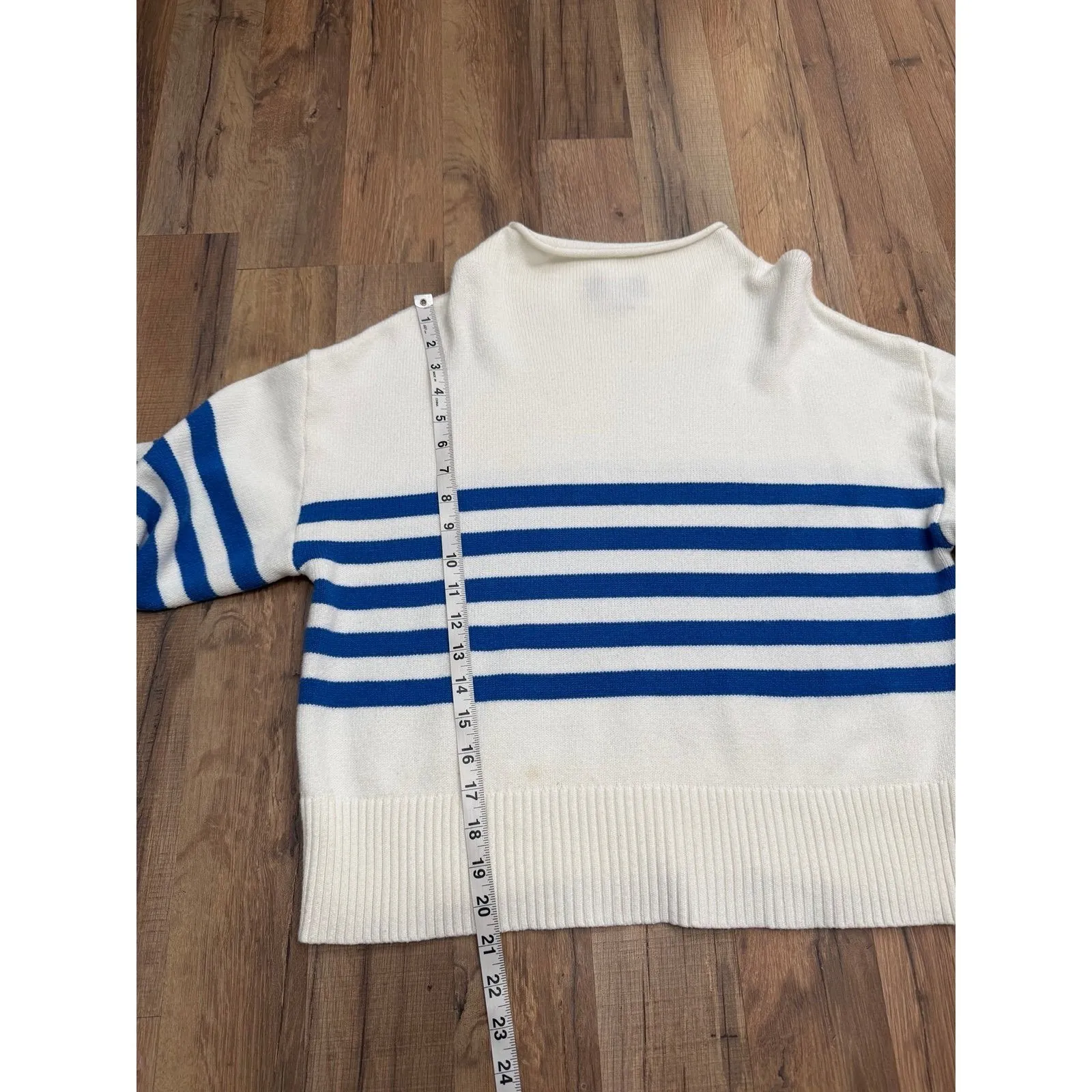 Truth by Republic Cream Blue Striped Knit Sweater Ribbed Cuffs XL White - Image 6