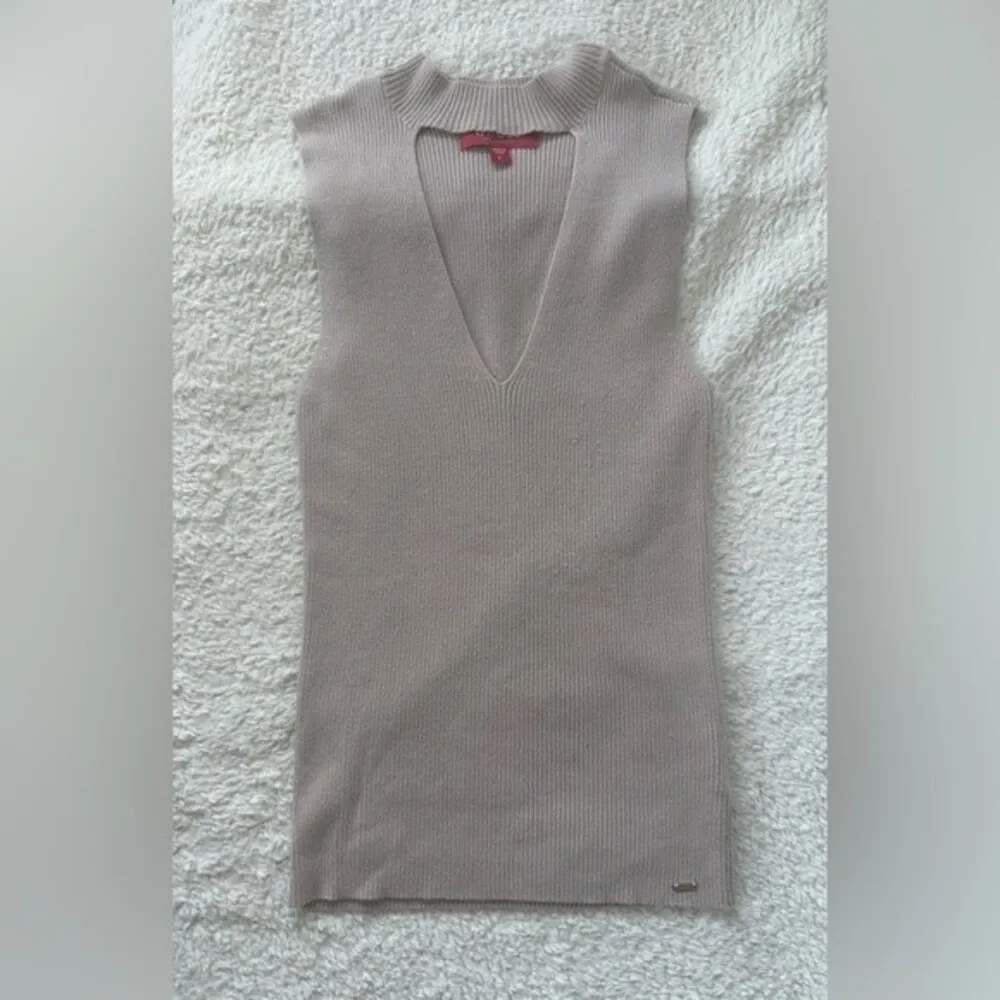 Guess Avani Choker Knit Essential Contemporary Classic Chic Sweater Tank Size L - Image 4