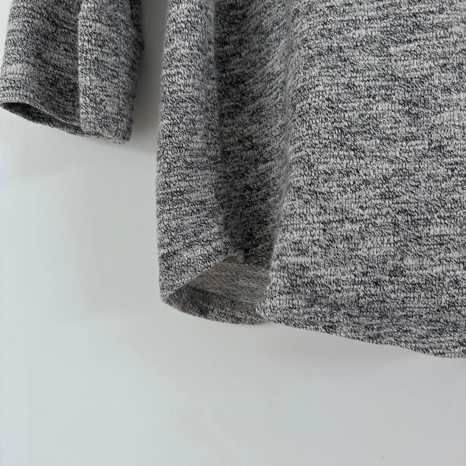J.Crew‎ Gray Pullover Top 3/4 Sleeve Raglan Everyday Casual Comfy Size S - Image 9